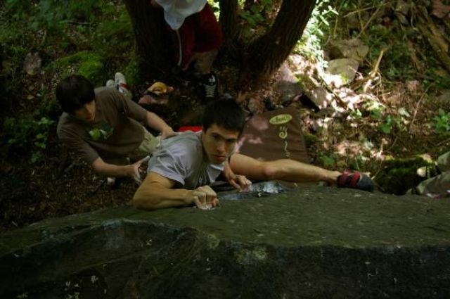 bloc_a_gueb_juin2005 (2).jpg